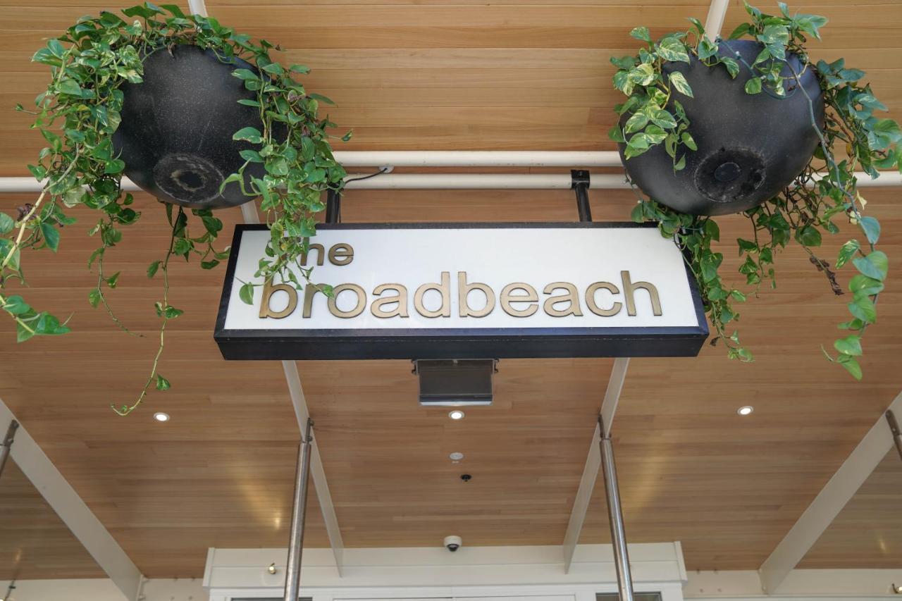 Beachfront On Oasis Centre, Air On Broadbeach 1503 골드코스트 외부 사진