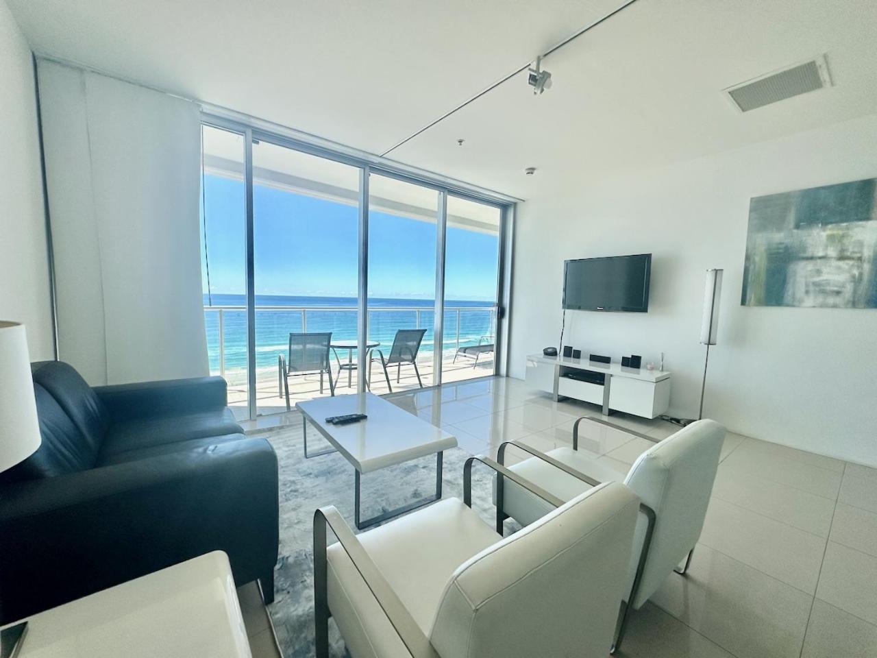 Beachfront On Oasis Centre, Air On Broadbeach 1503 골드코스트 외부 사진