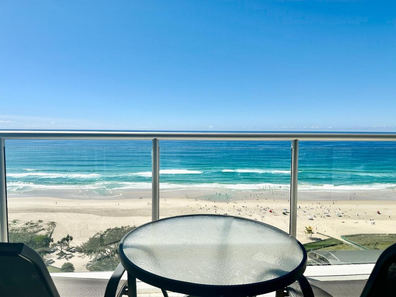 Beachfront On Oasis Centre, Air On Broadbeach 1503 골드코스트 외부 사진